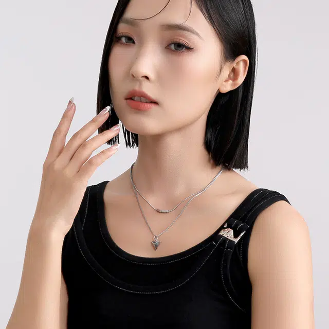 MISS XIA JWY
