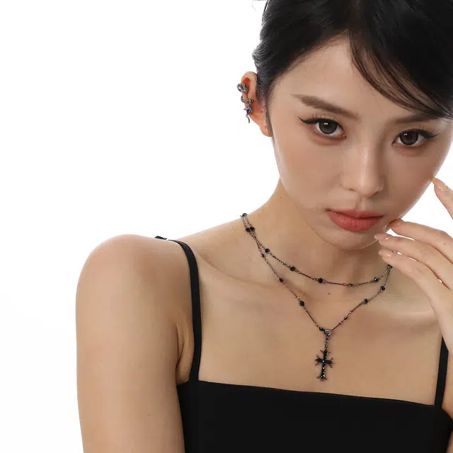 MISS XIA JWY