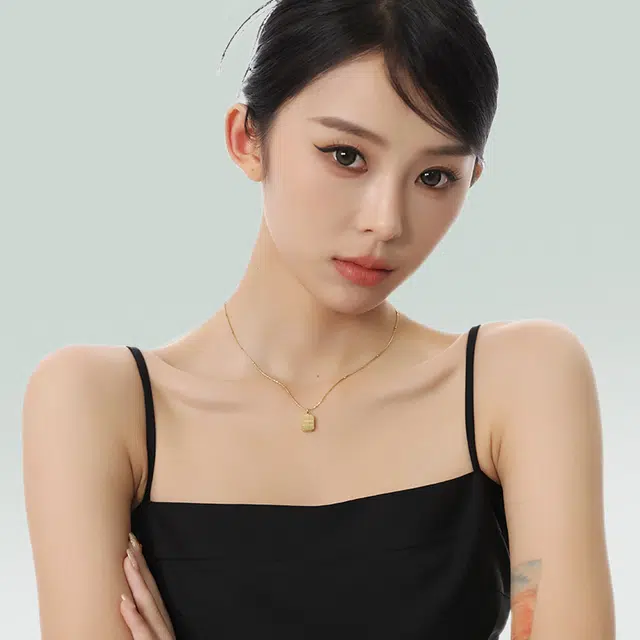 MISS XIA JWY