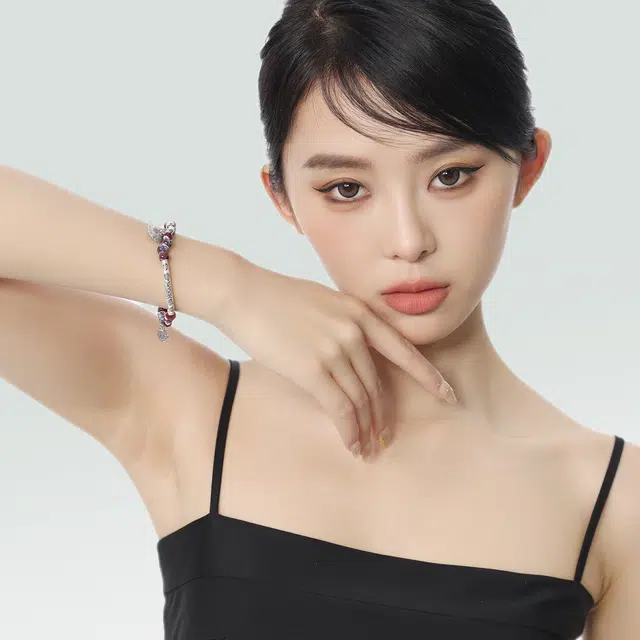 MISS XIA JWY