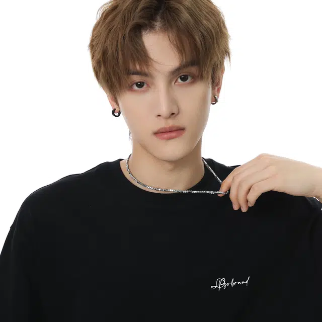 MISS XIA JWY