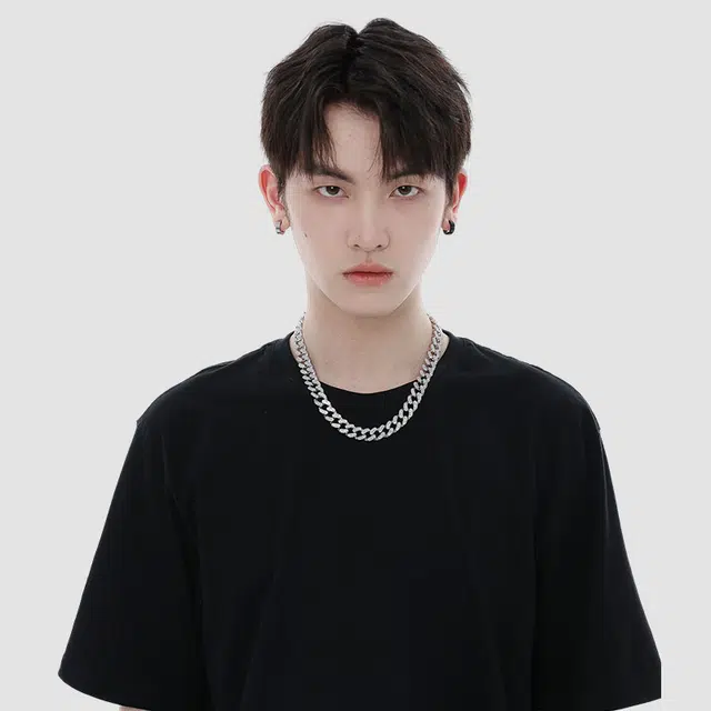 MISS XIA JWY