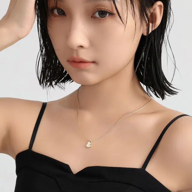 MISS XIA JWY