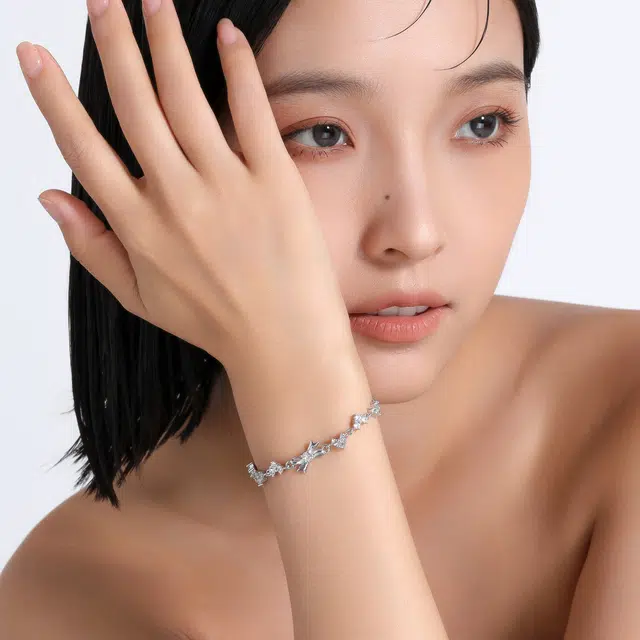 MISS XIA JWY