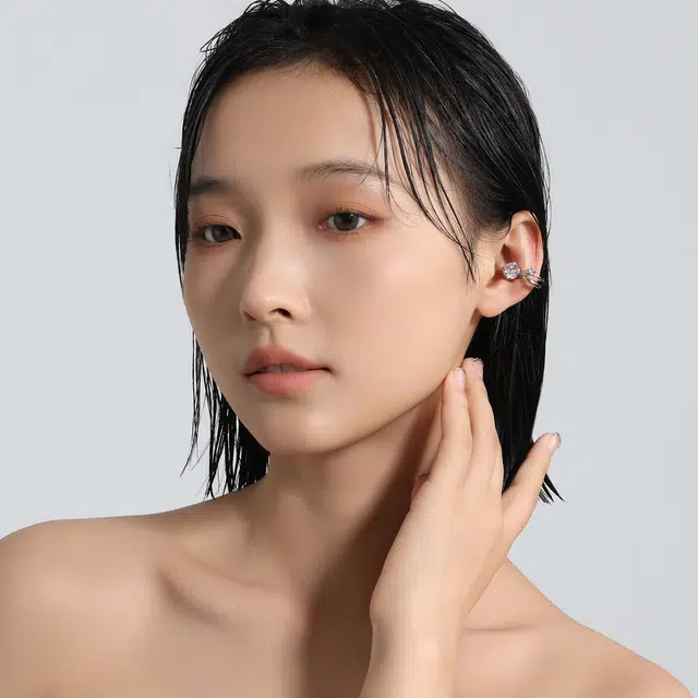 MISS XIA JWY