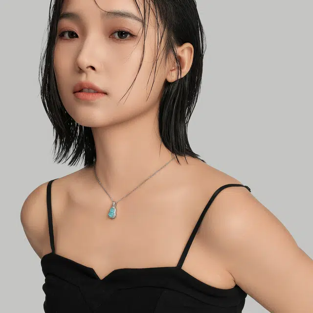 MISS XIA JWY