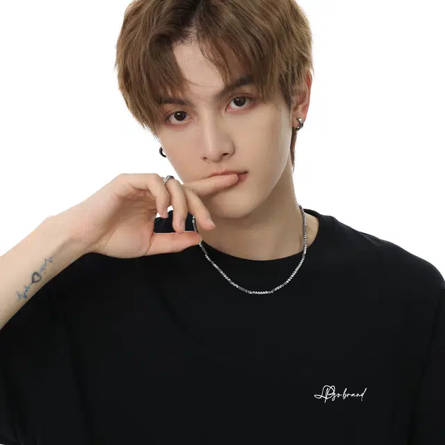 MISS XIA JWY