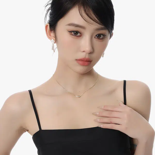 MISS XIA JWY