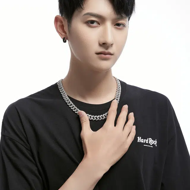 MISS XIA JWY