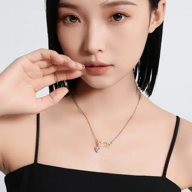 MISS XIA JWY