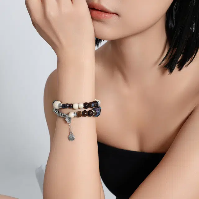 MISS XIA JWY