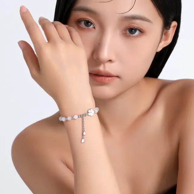 MISS XIA JWY