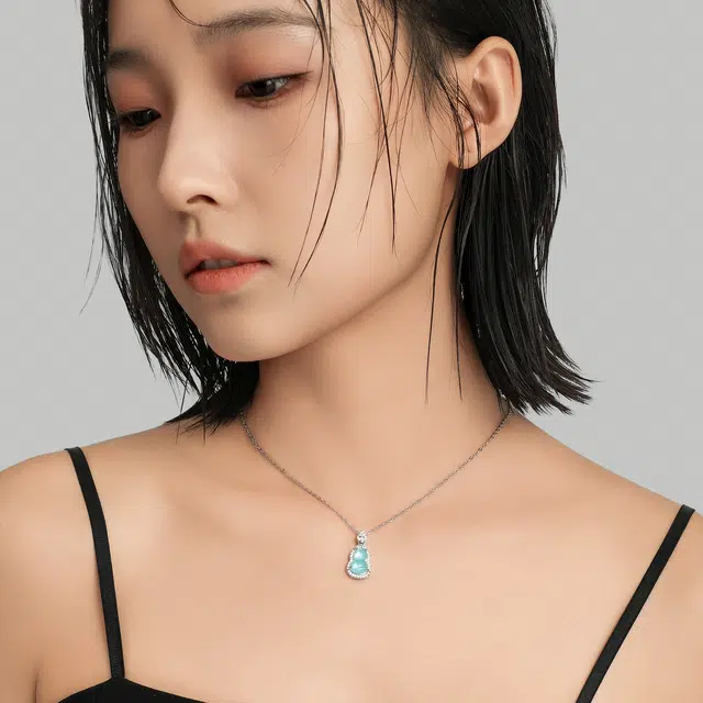 MISS XIA JWY