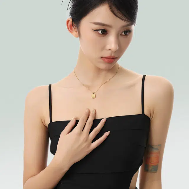 MISS XIA JWY