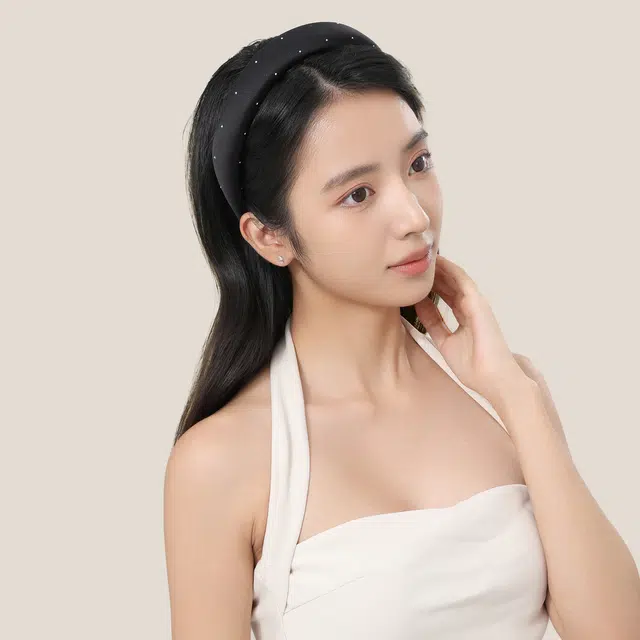 MISS XIA JWY