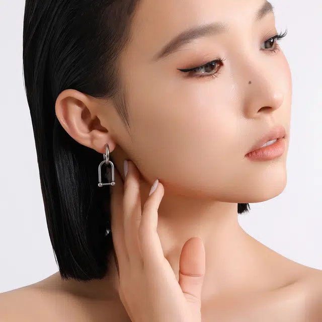 MISS XIA JWY