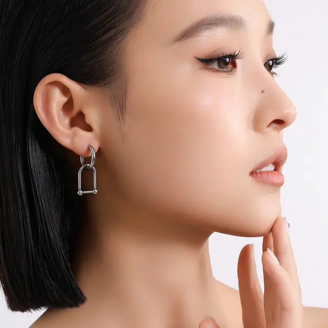 MISS XIA JWY