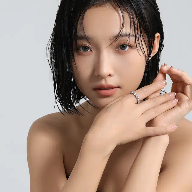 MISS XIA JWY