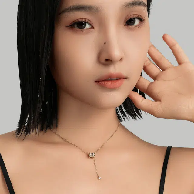 MISS XIA JWY