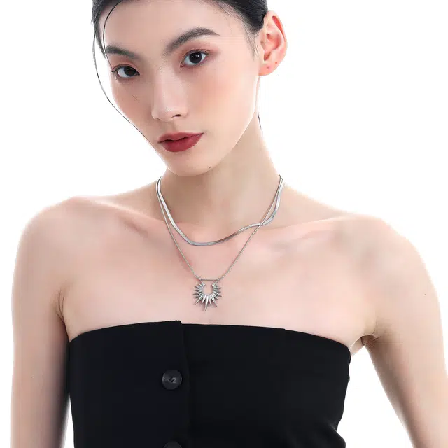 MISS XIA JWY