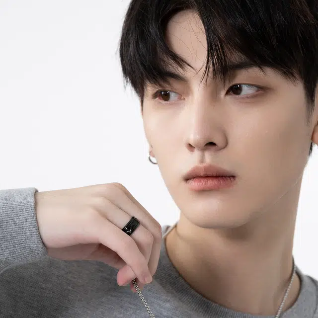 MISS XIA JWY