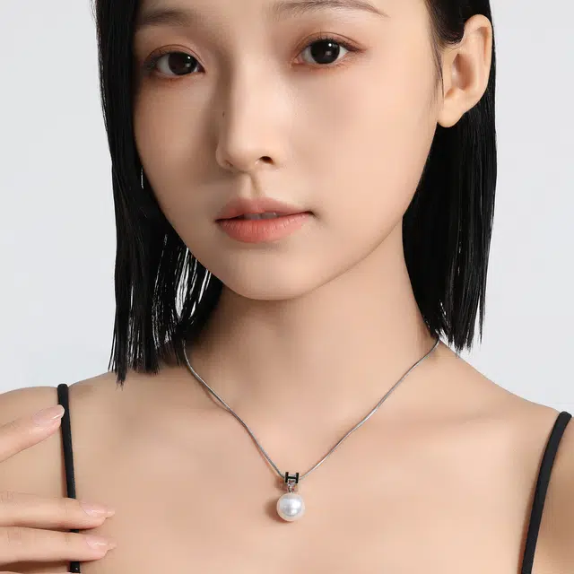 MISS XIA JWY