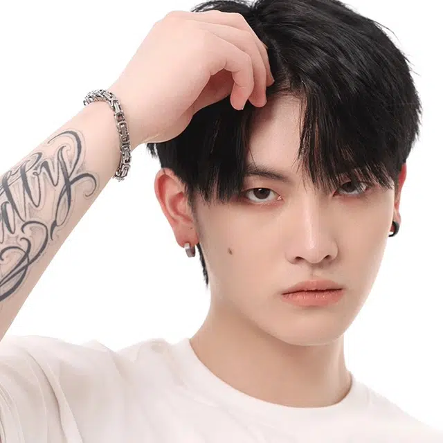 MISS XIA JWY