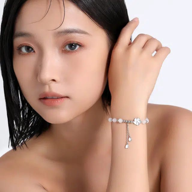 MISS XIA JWY