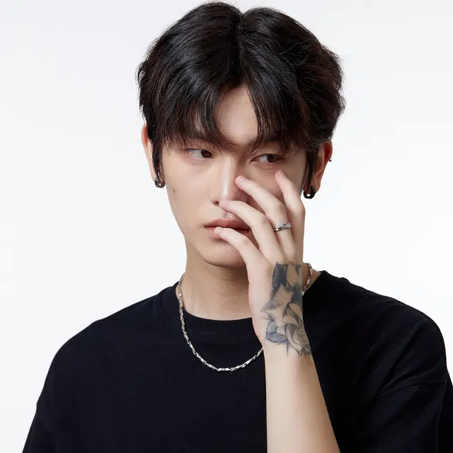 MISS XIA JWY