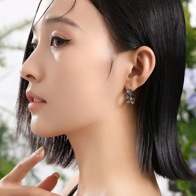 MISS XIA JWY