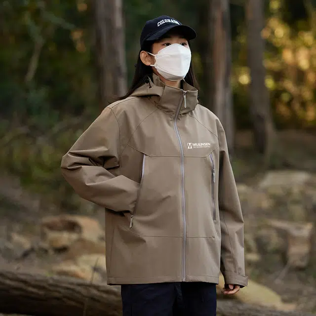 木林森 防风纯色拉链透气防水可脱卸帽夹克外套 女款 卡其