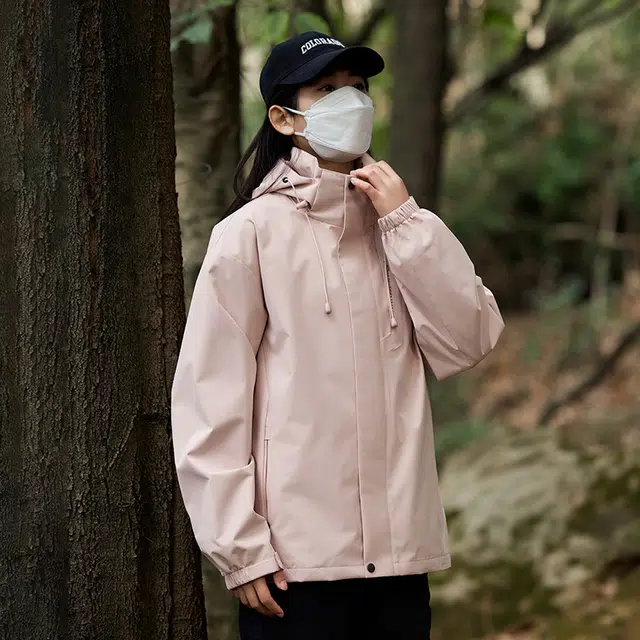 木林森 户外日常通勤远足防污防水透气山系可拆卸帽冲锋衣夹克外套 通用