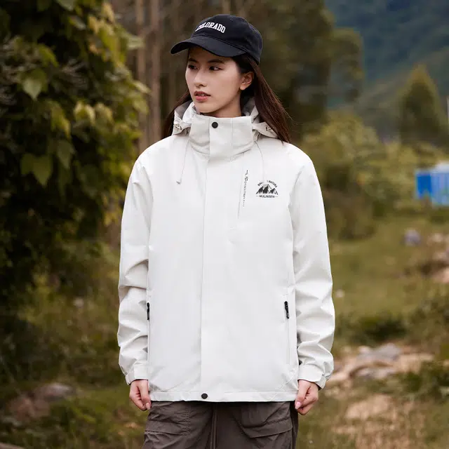 木林森 日常通勤透气防泼水防风纯色品牌山系英文可拆卸帽子夹克外套 男女同款