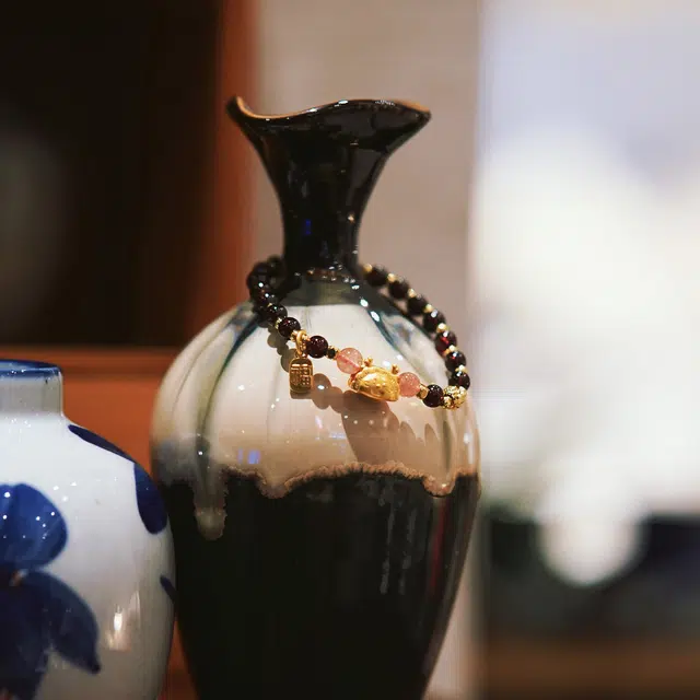 北隐 国风新中式守护饺子龙招财福牌 水晶 玉石手串 女款