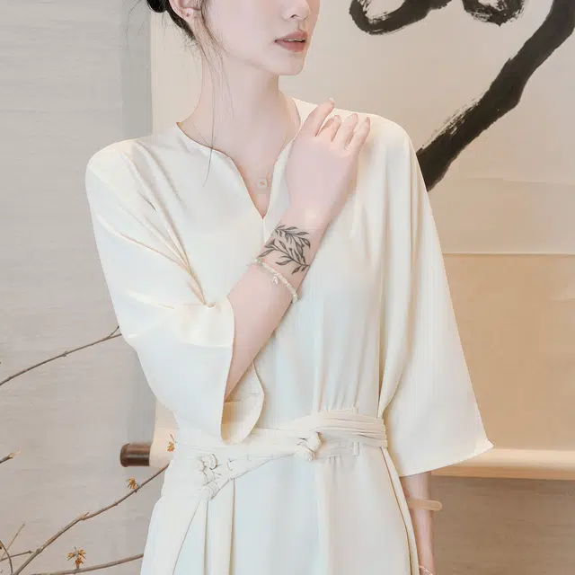 北隐  国风新中式节节高升  情人 小众闺蜜考试成功 上岸转运珠女神妈妈  岫玉（蛇纹石玉） 玉石手串 男女同款情侣款 礼盒款