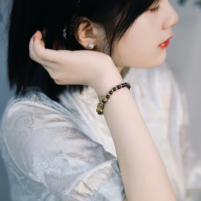 北隐 国风新中式守护饺子龙招财福牌 水晶 玉石手串 女款