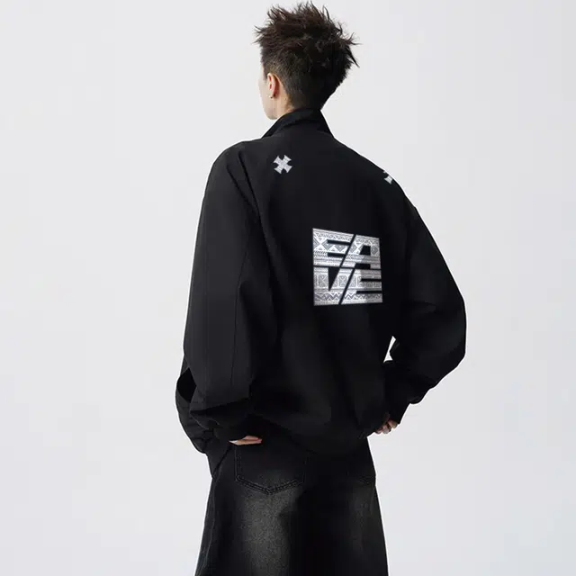 *EVAE+MOB Logooverside