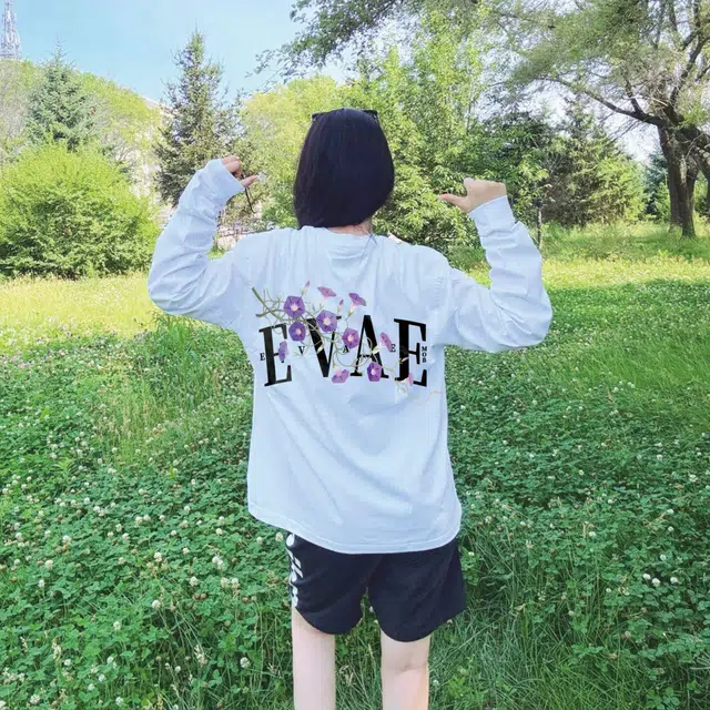 *EVAE+MOB Logo T
