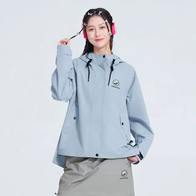 熊猫  硬糖系列 山系户外科技抗暴雨时尚排汗  防水防风透气防泼水耐磨冲锋衣 女款