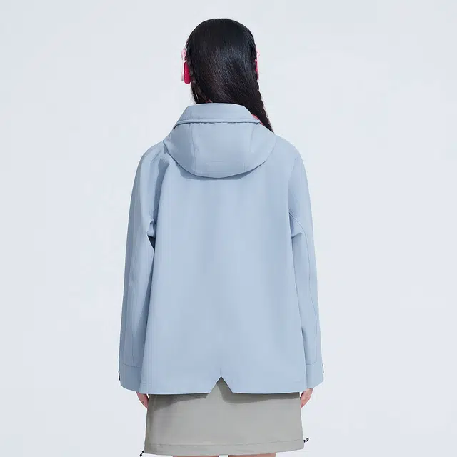 熊猫  硬糖系列 山系户外科技抗暴雨时尚排汗  防水防风透气防泼水耐磨冲锋衣 女款