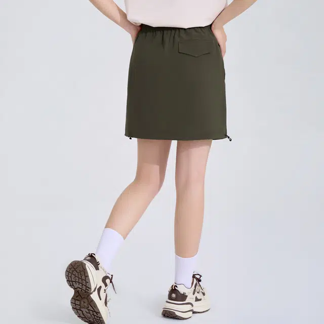 熊猫 自在玩系列 山系户外速干防晒工装风纯色百搭休闲短裙 女款