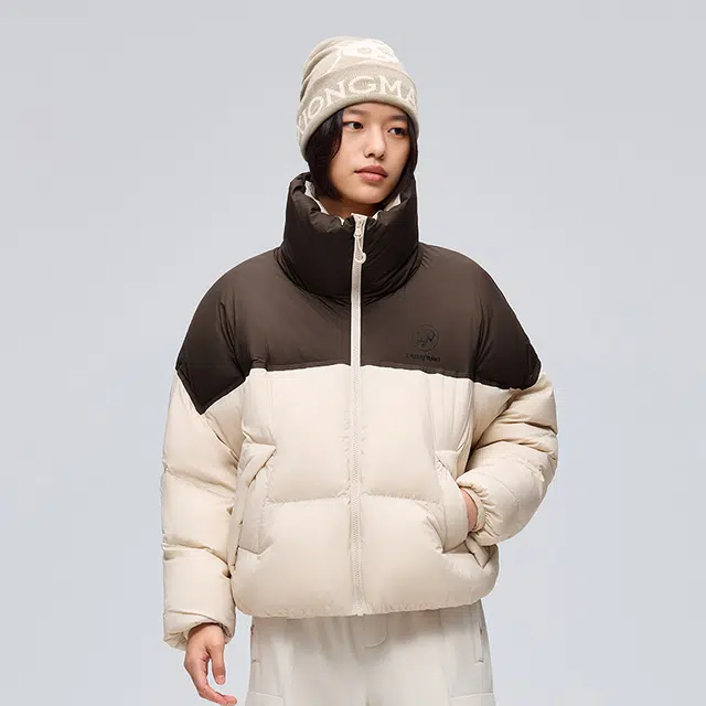 熊猫 硬糖系列 徒步登山鸭绒保暖抗静电时尚立领宽松厚款简约运动休闲短款涌冬羽绒服 女款