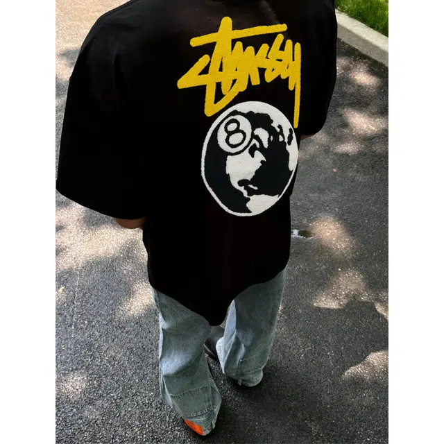 LA'T.WEEKEND T