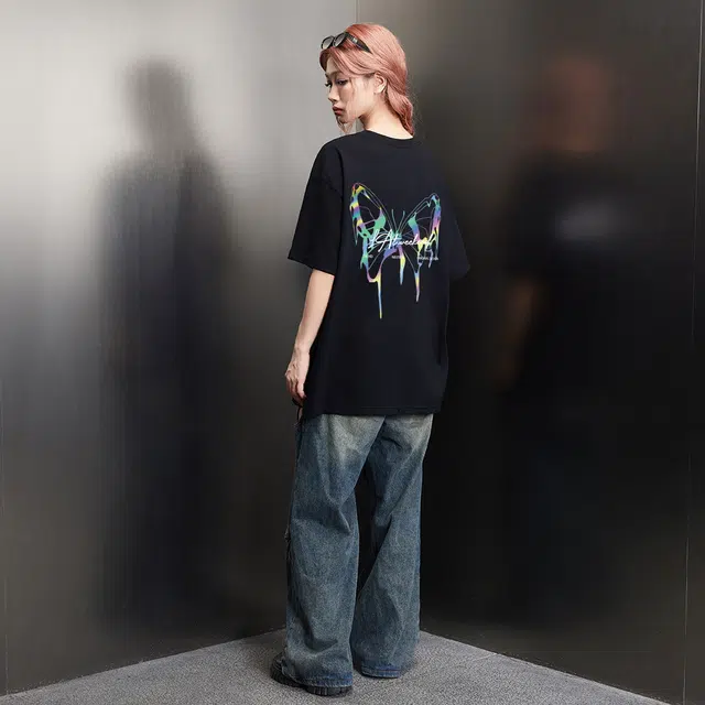 LA'T.WEEKEND Logo T