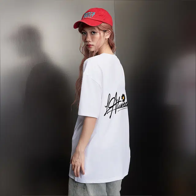 LA'T.WEEKEND Logo