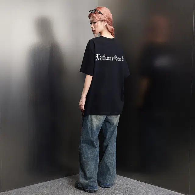 LA'T.WEEKEND Logo T