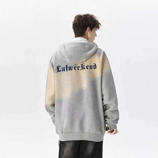 LA'T.WEEKEND Logo