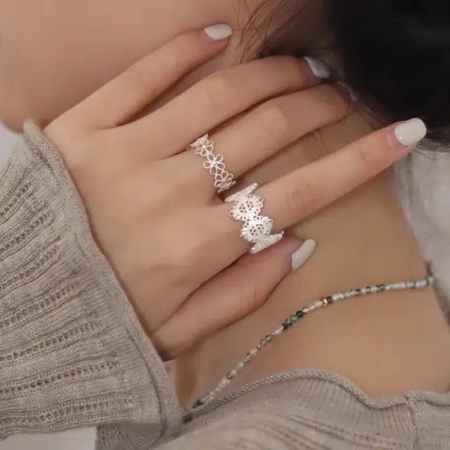 S925