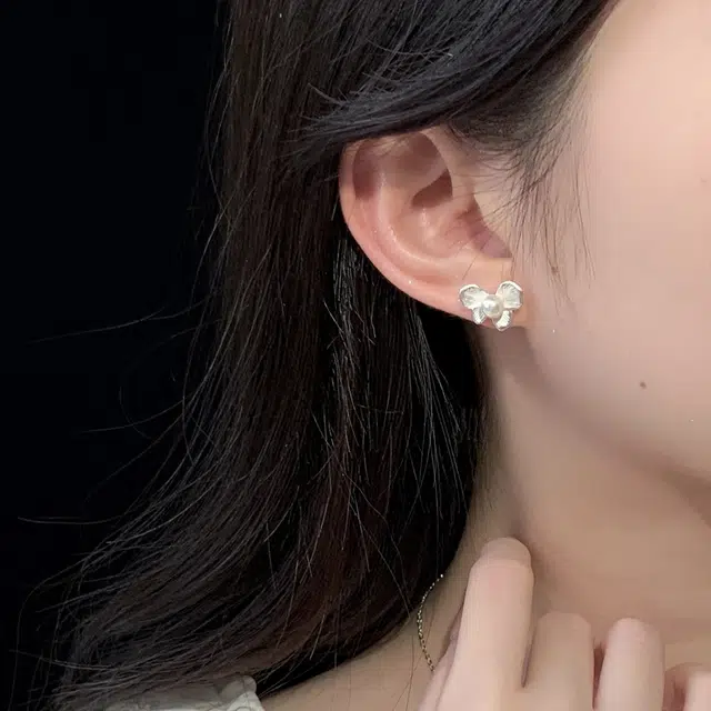 S925