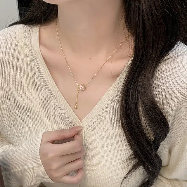 S925